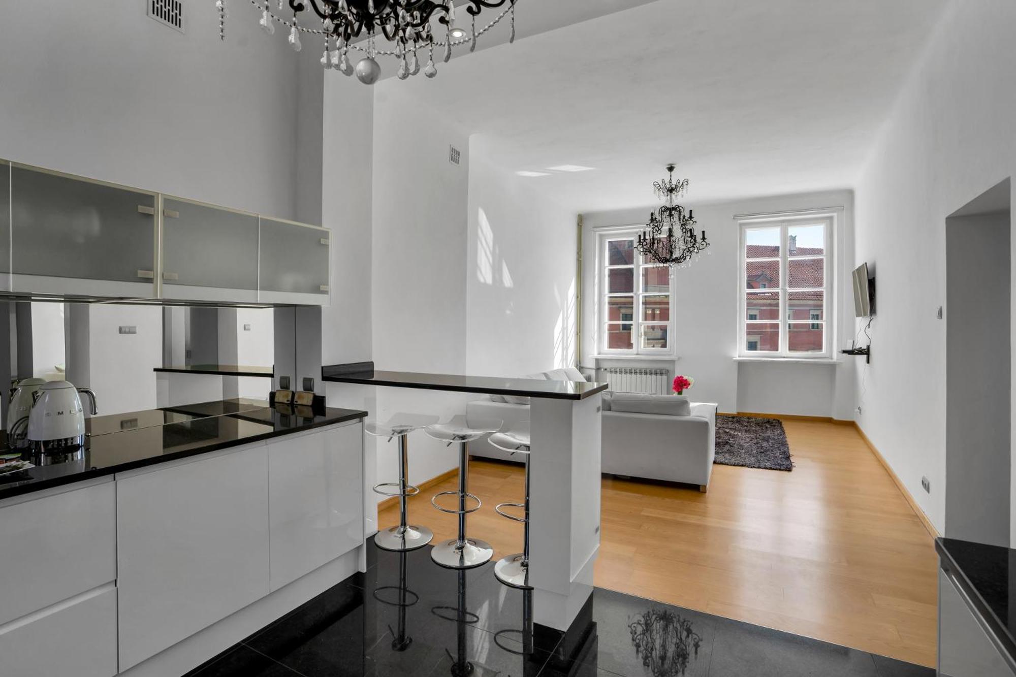 Warsaw Castle Apartments - Prime Location, Historic City Center, Castle View, Fast Internet - By Rentujemy Extérieur photo