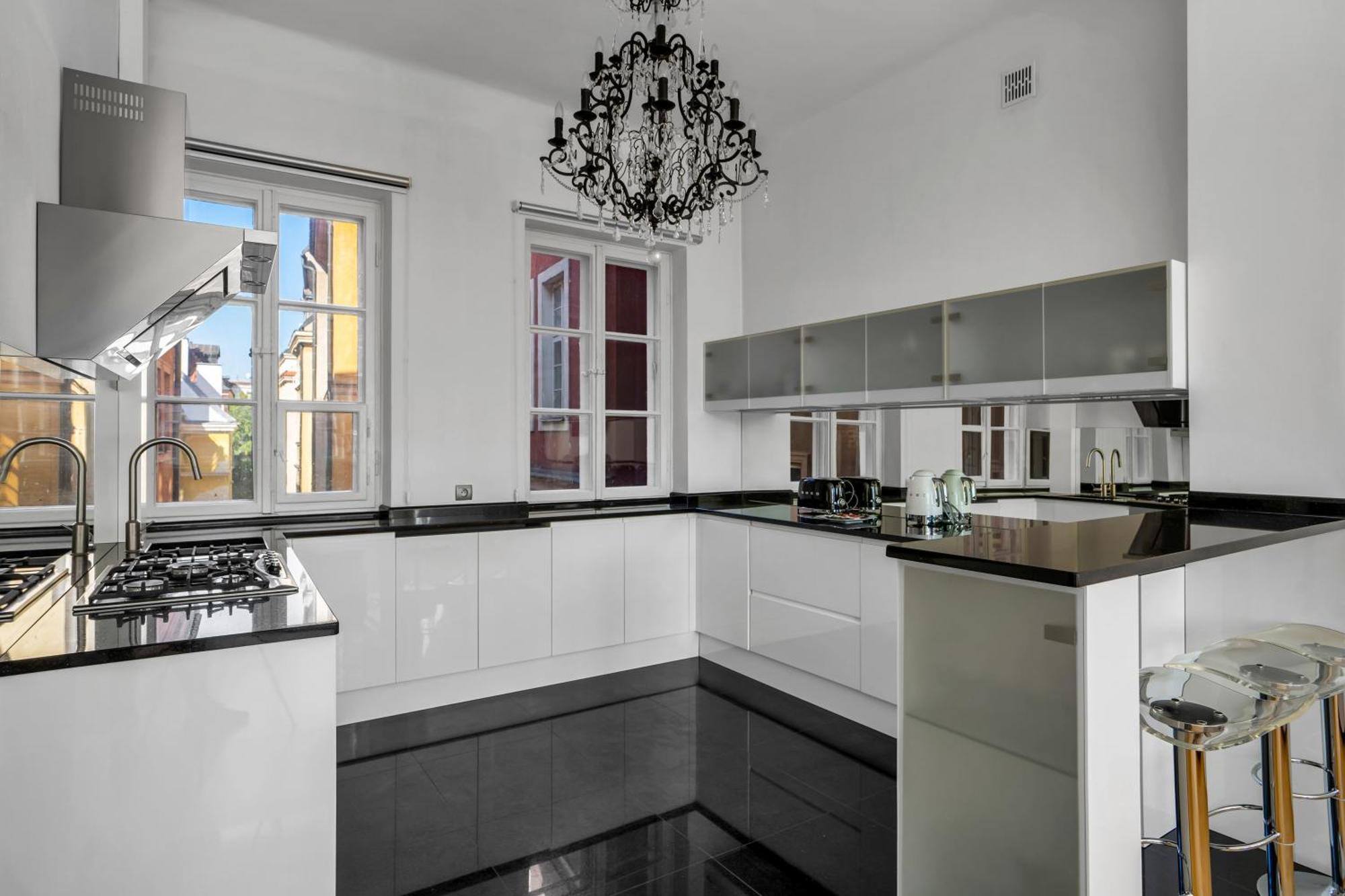 Warsaw Castle Apartments - Prime Location, Historic City Center, Castle View, Fast Internet - By Rentujemy Extérieur photo