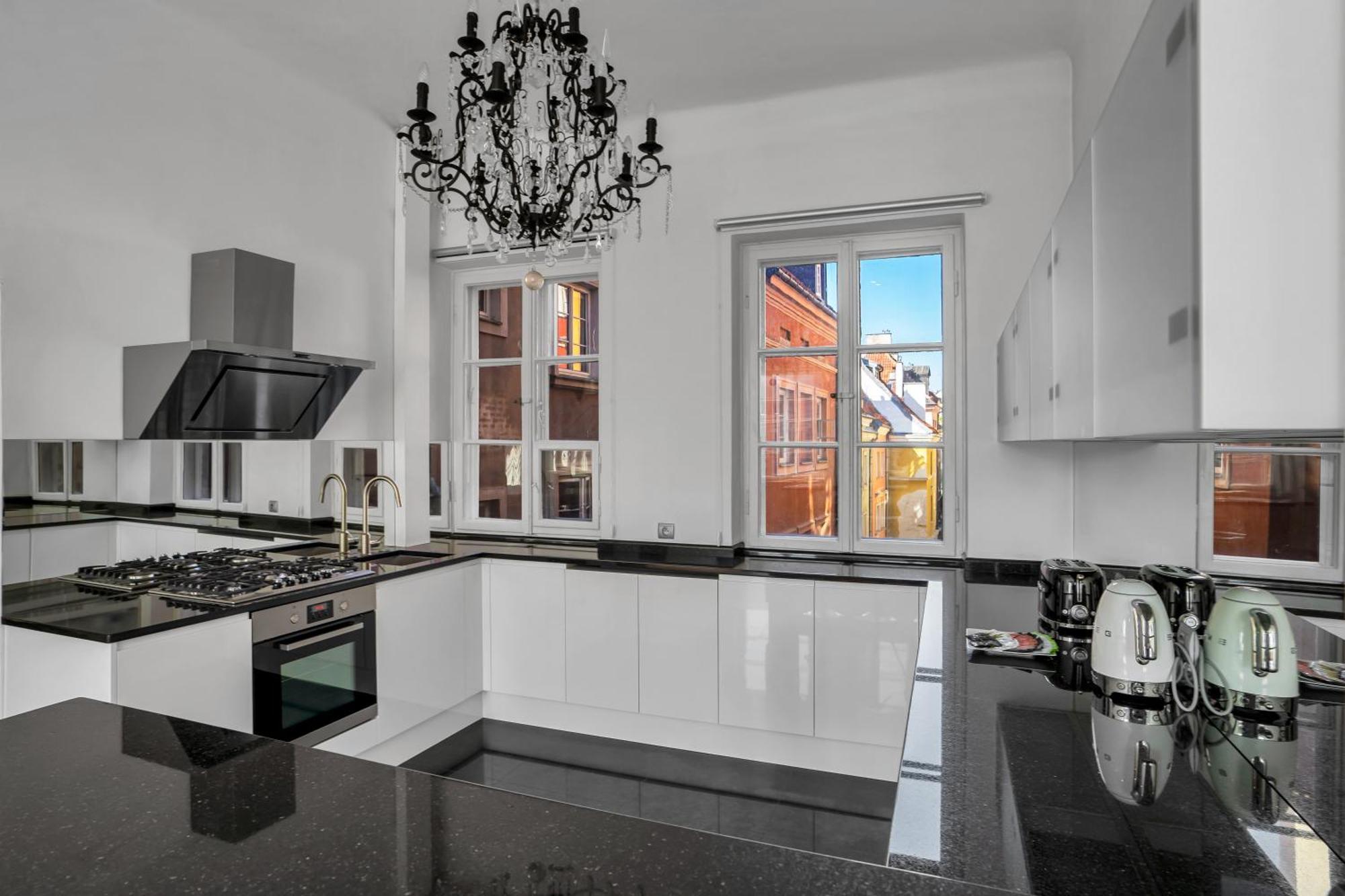 Warsaw Castle Apartments - Prime Location, Historic City Center, Castle View, Fast Internet - By Rentujemy Extérieur photo